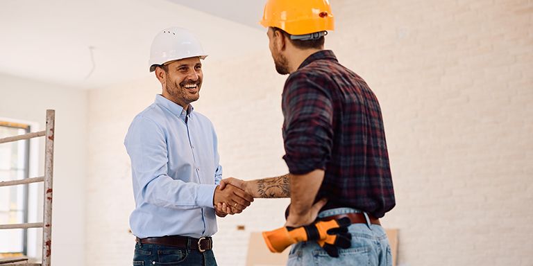 Senhor que pediu um empréstimo para obras