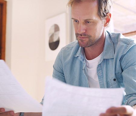 12 dicas para reduzir gastos e conseguir poupar