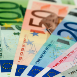 Pagamentos em dinheiro vivo só até 3.000 euros