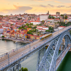 “Anda”: viajar no Porto só com o telemóvel