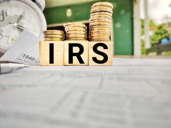 IRS e IVA consignação
