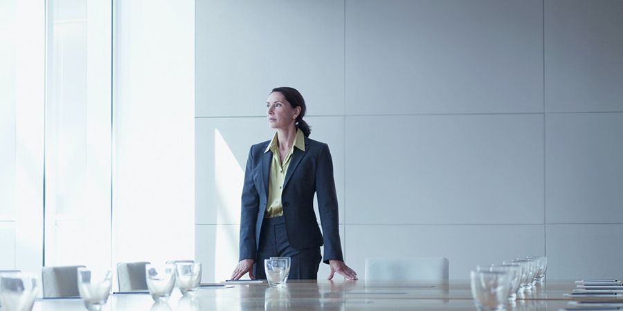 Liderar no feminino: dicas para uma carreira de sucesso