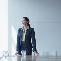 Liderar no feminino: dicas para uma carreira de sucesso
